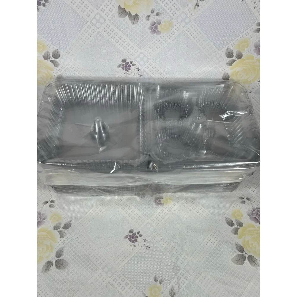 Resistant Cupcake Container  , 4-Compartment - 45 pcs Clear‎ Plastic